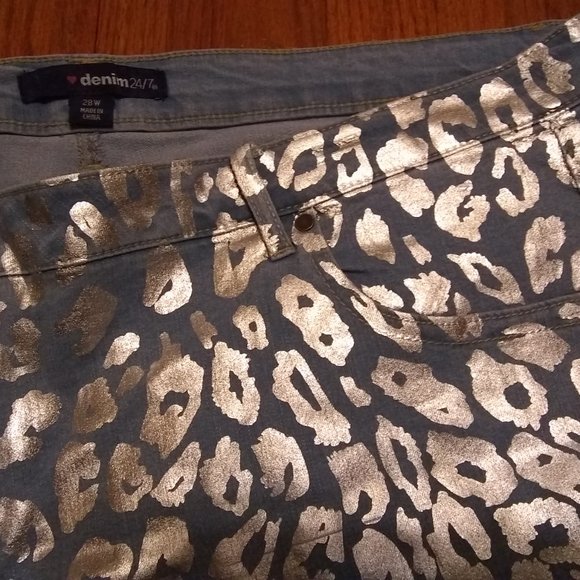 Women's 28W Plus Size Denim24/7 Capri Jeans. BRAND NEW - Picture 4 of 6